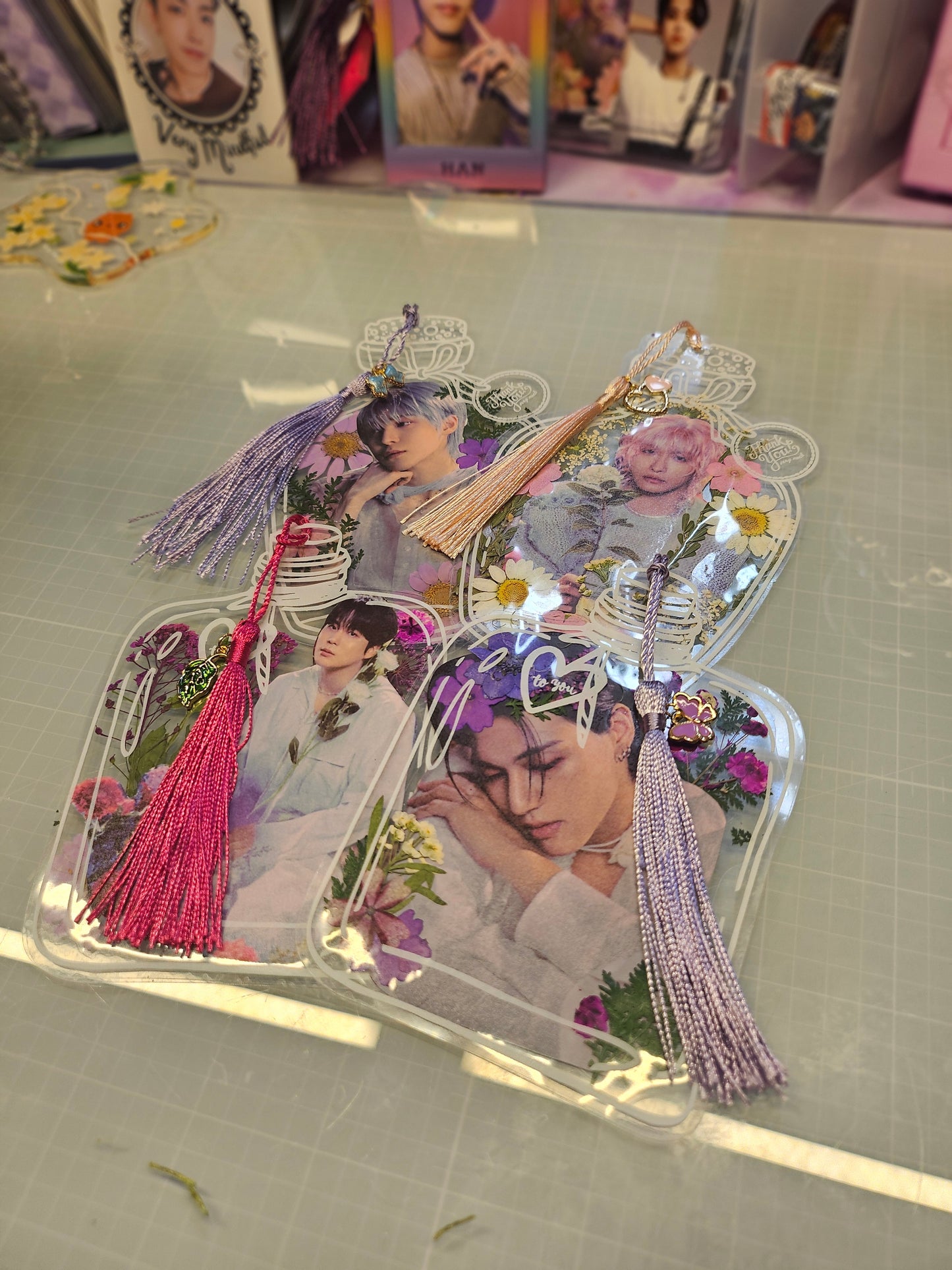 ATEEZ Flower bookmarks