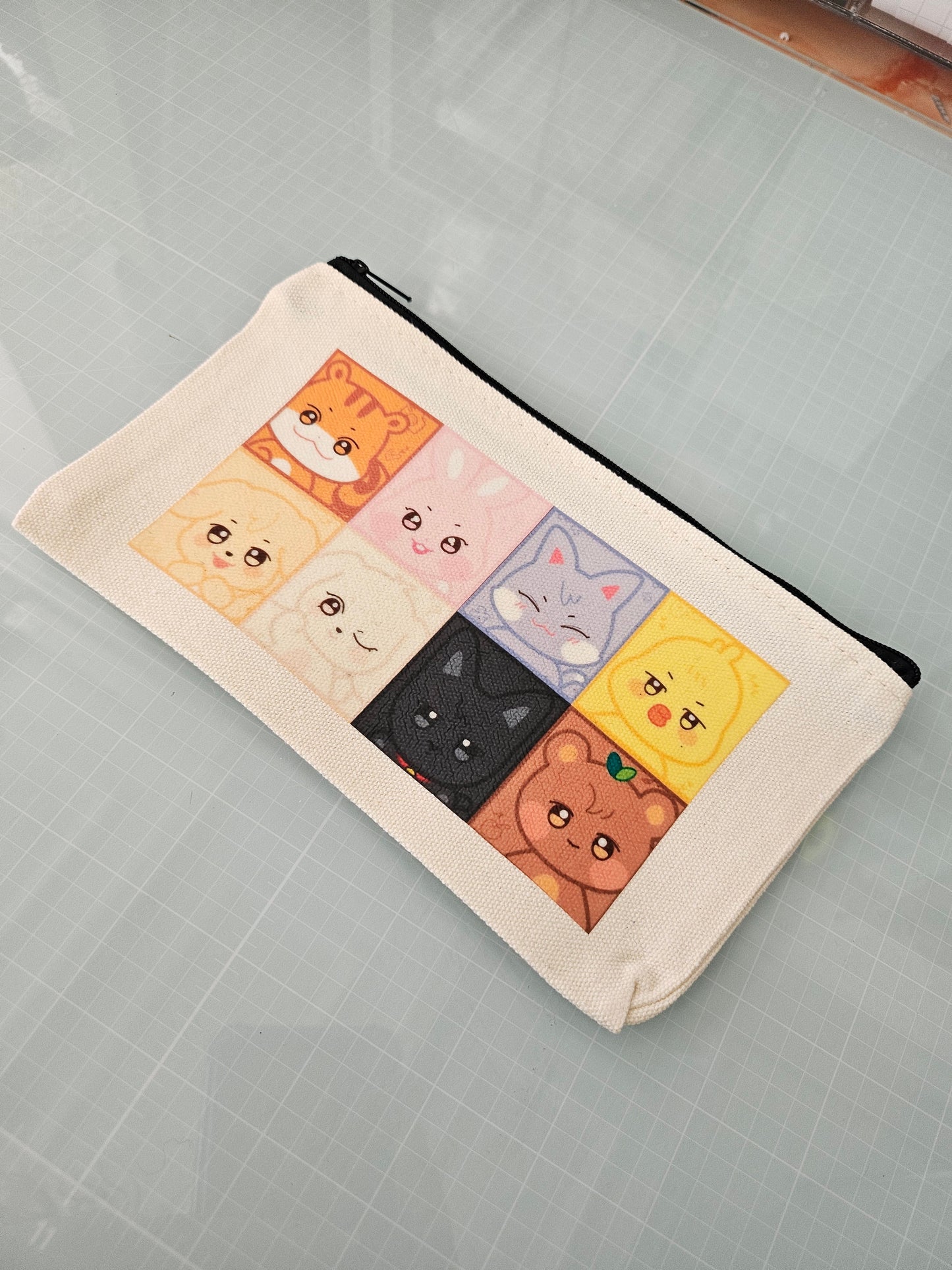ANITEEZ Zipper Pouch